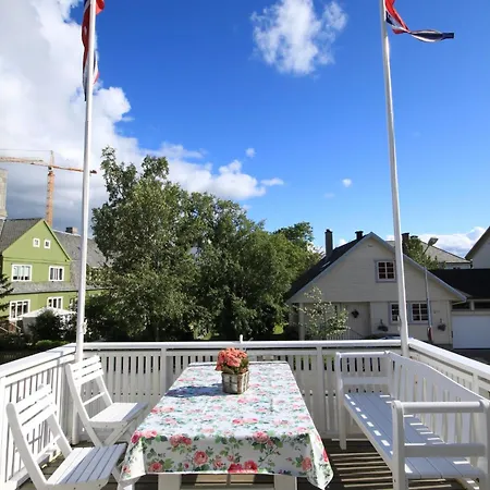 Opsahl Gjestegaard Gjestgiverier