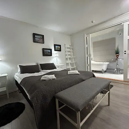 Gjestgiverier Opsahl Gjestegaard Bodø