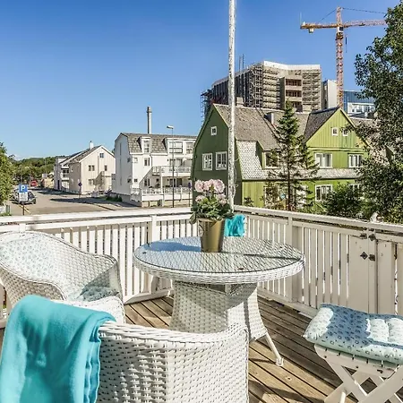 Gasthuis Opsahl Gjestegaard Bodø