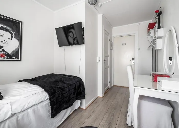 Opsahl Gjestegaard Pensjonat 3*